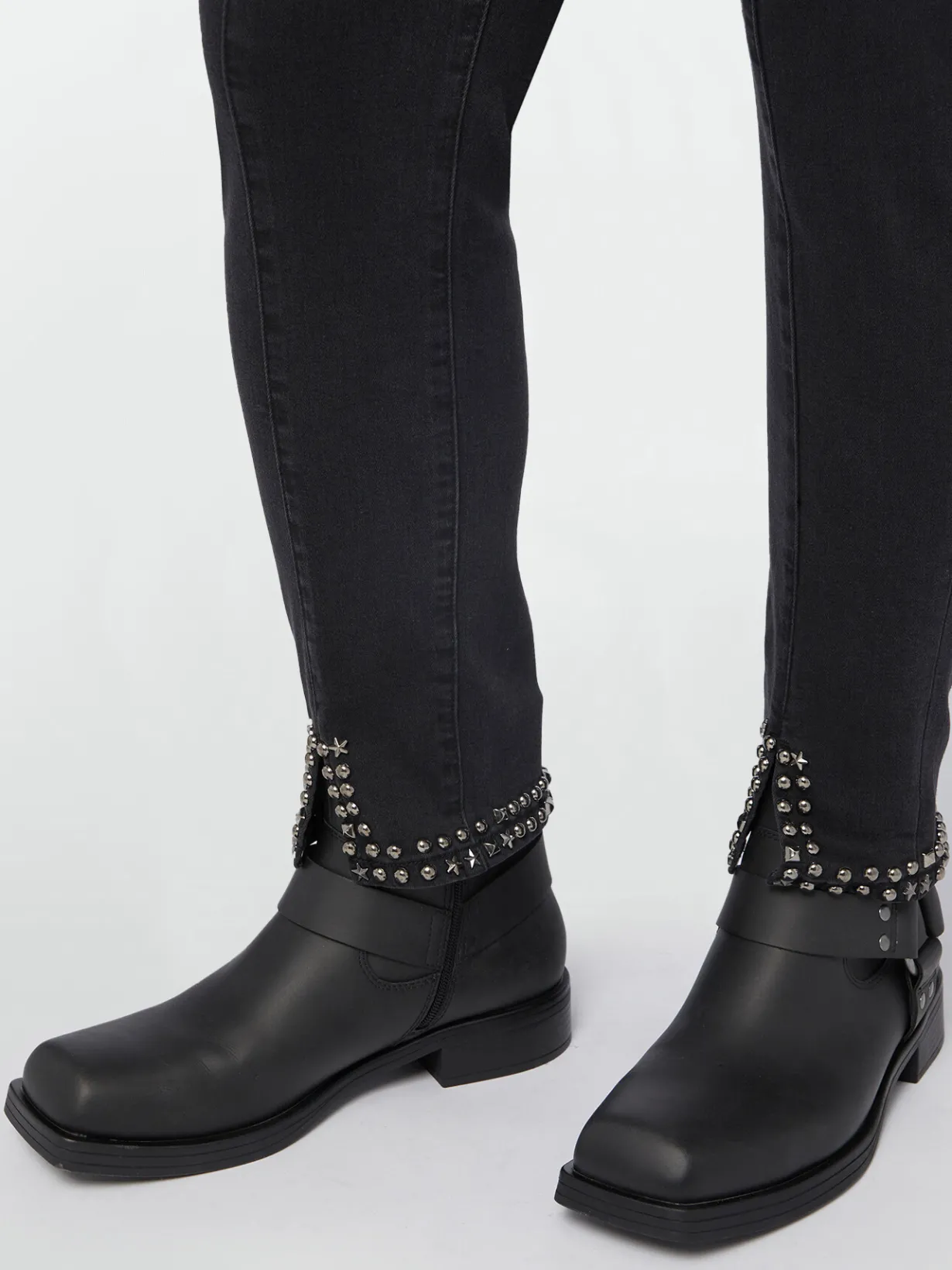 Fiorella Rubino Jeans|Jeggings Con Borchie Al Fondo