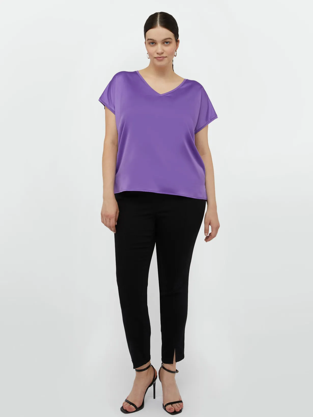 Fiorella Rubino Top E T-Shirt|T-shirt In Raso E Jersey