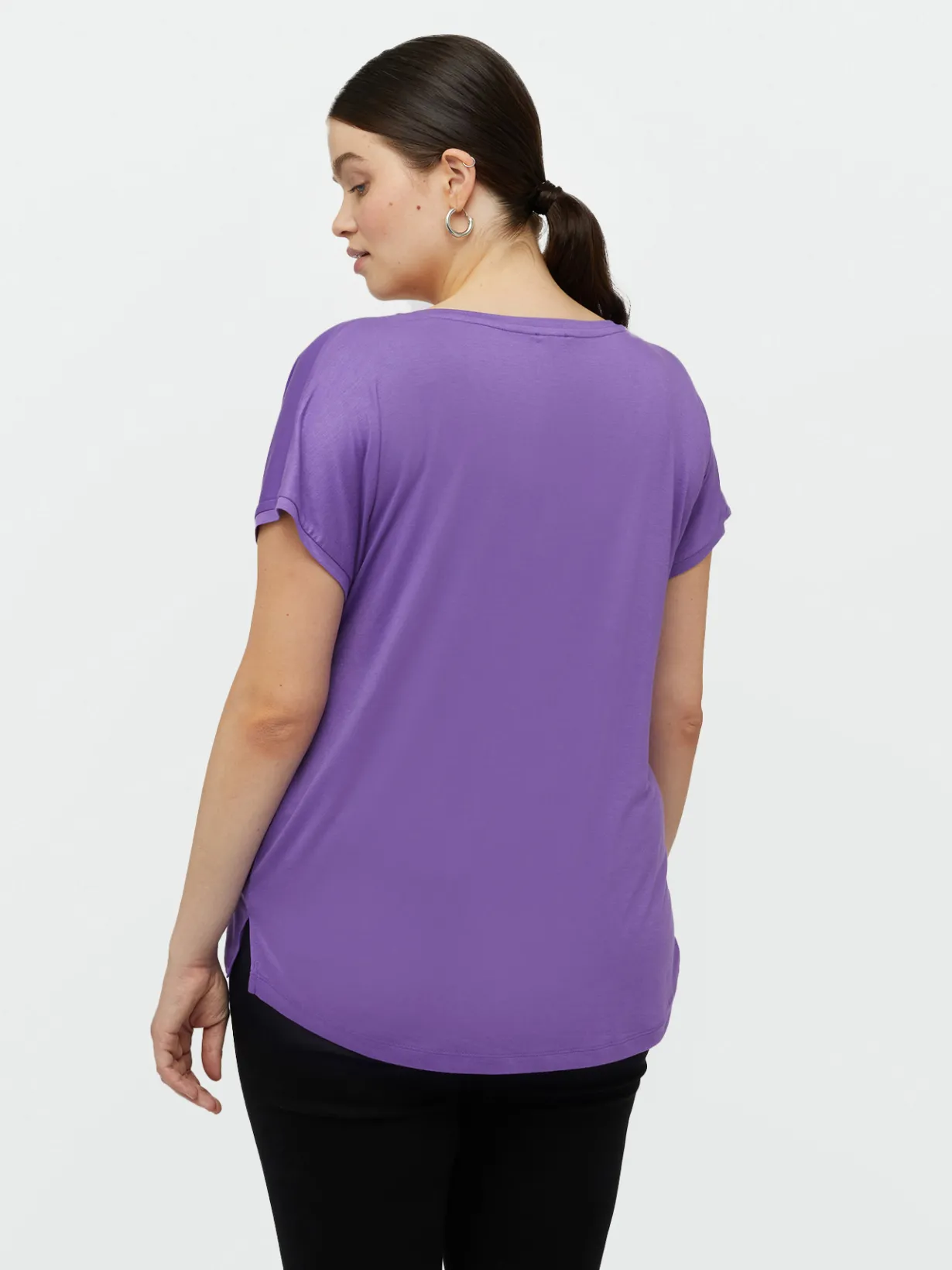 Fiorella Rubino Top E T-Shirt|T-shirt In Raso E Jersey