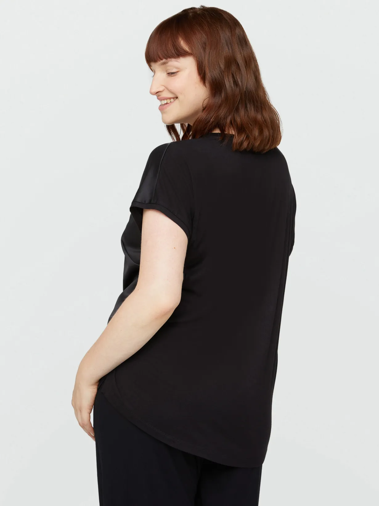 Fiorella Rubino Top E T-Shirt|T-shirt In Raso E Jersey