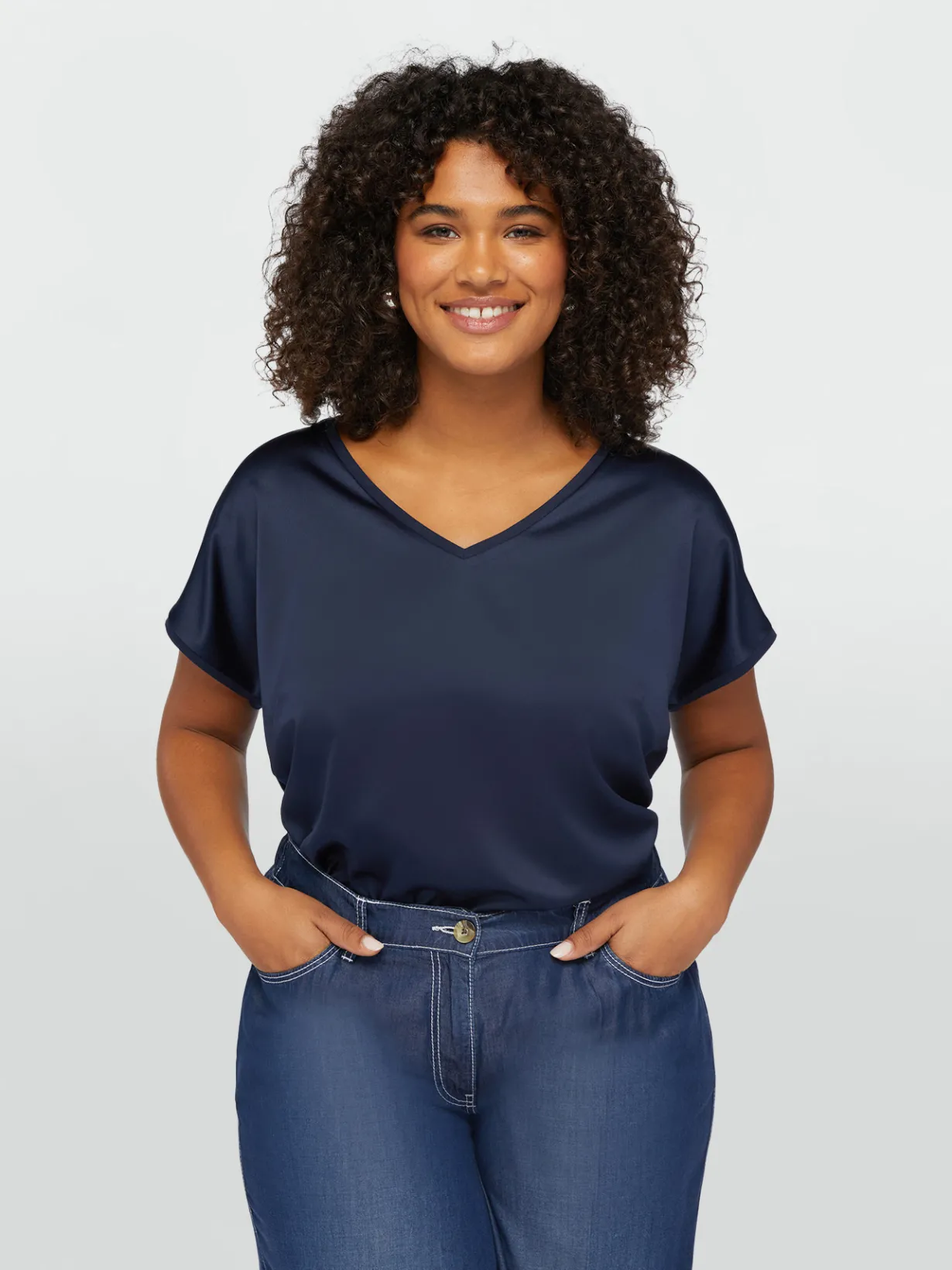 Fiorella Rubino Top E T-Shirt|T-shirt In Raso E Jersey